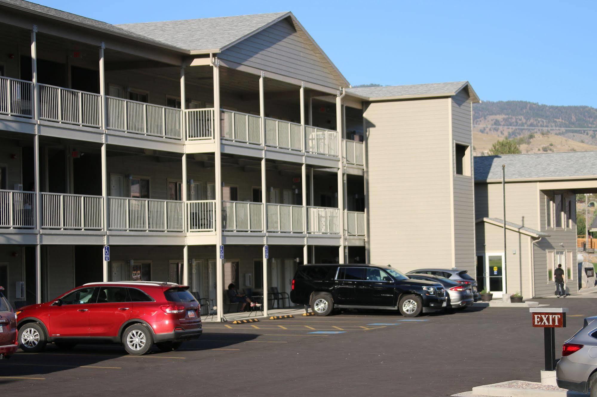 Yellowstone Big Rock Inn جاردينر المظهر الخارجي الصورة